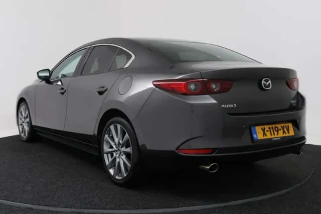 Mazda 3 (2024) thumbnail 16