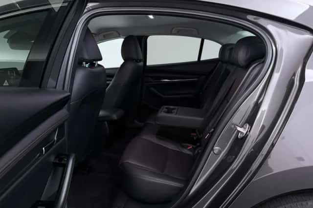 Mazda 3 (2024) thumbnail 23