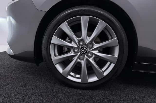 Mazda 3 (2024) thumbnail 5