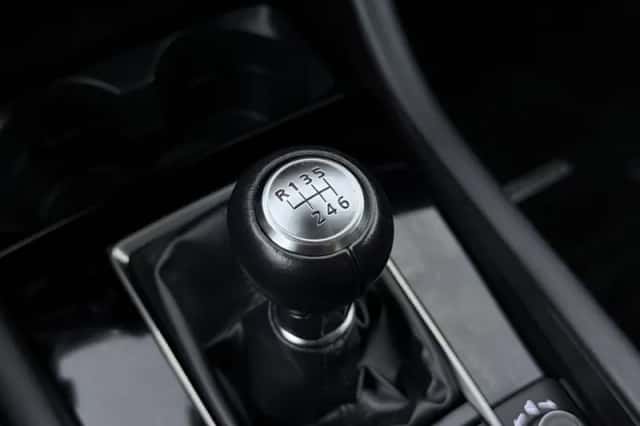 Mazda 3 (2024) thumbnail 9