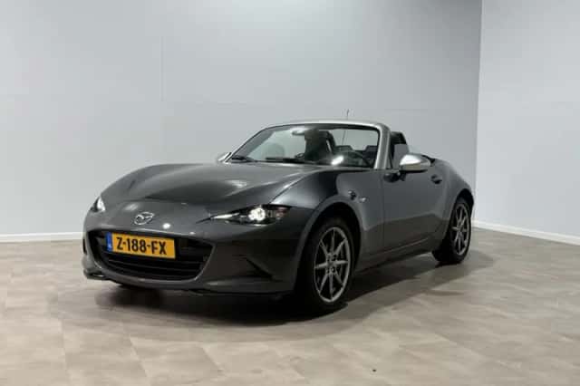 Mazda MX-5 (2023) thumbnail 1