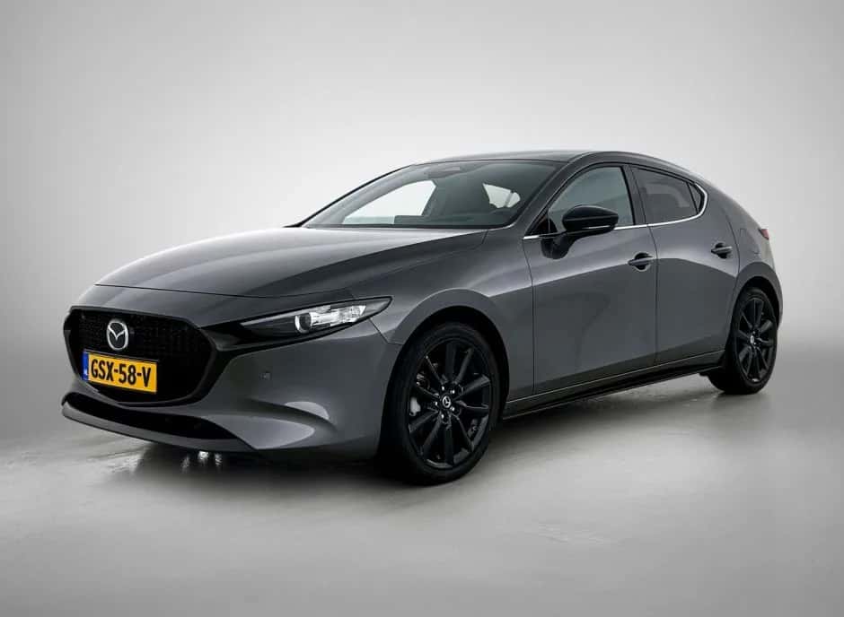 Mazda 3 (2024) — foto 1