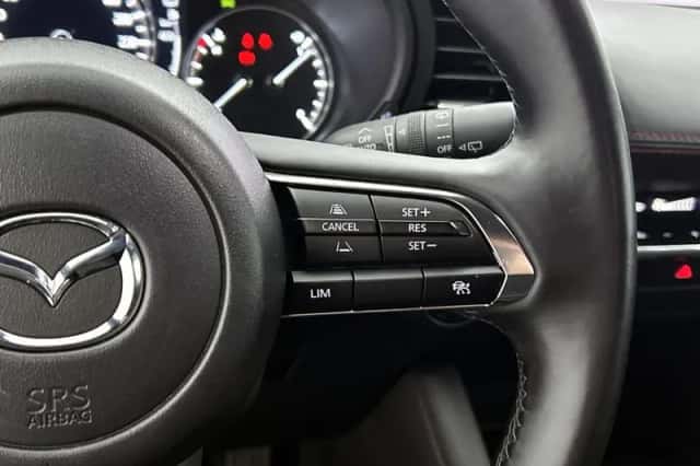 Mazda 3 (2024) thumbnail 15