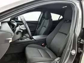 Mazda 3 (2024) thumbnail 16