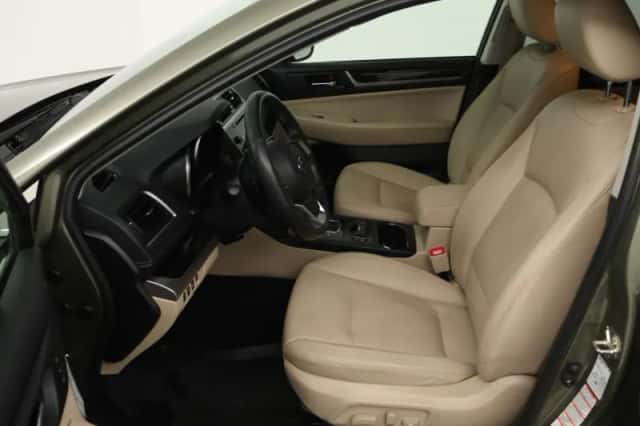 Subaru Outback (2021) thumbnail 4