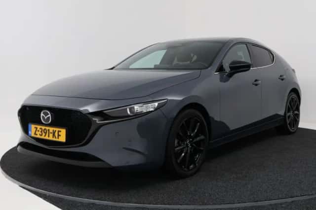 Mazda 3 (2024) thumbnail 1