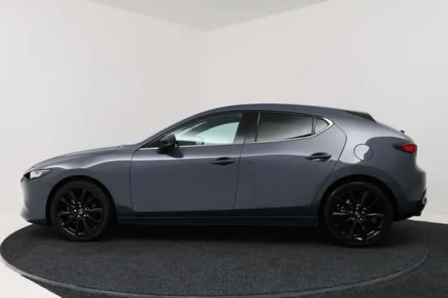 Mazda 3 (2024) thumbnail 3