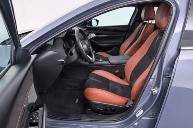 Mazda 3 (2024) thumbnail 22