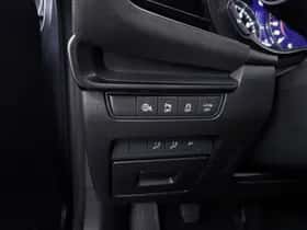 Mazda 3 (2024) thumbnail 5