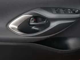 Mazda 2_Hybrid (2026) thumbnail 26