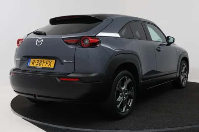Mazda MX-30 (2022) thumbnail 2
