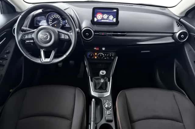 Mazda 2 (2021) thumbnail 5