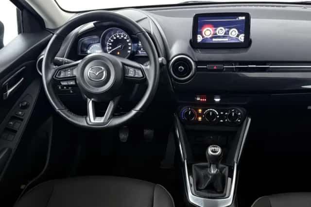 Mazda 2 (2021) thumbnail 6