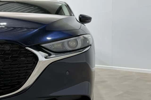 Mazda 3 (2024) thumbnail 4