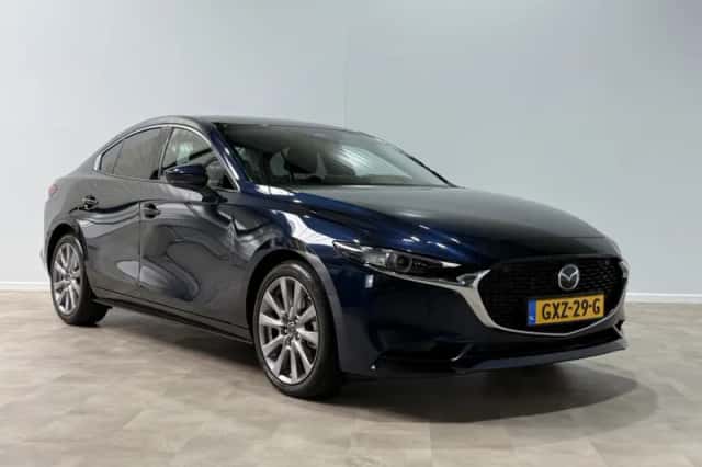 Mazda 3 (2024) thumbnail 5