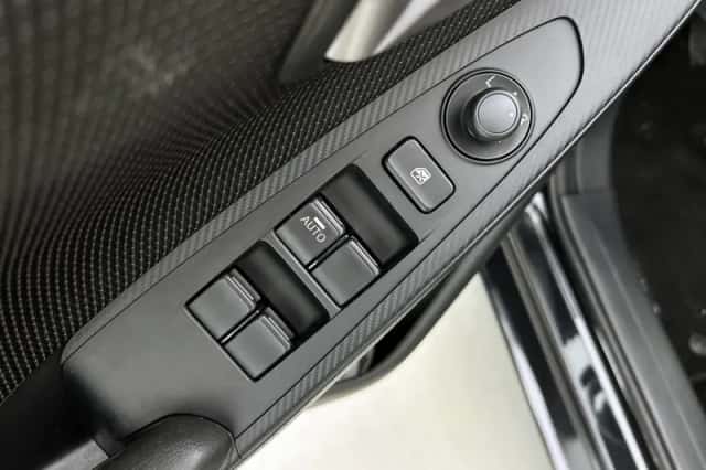 Mazda 2 (2021) thumbnail 18