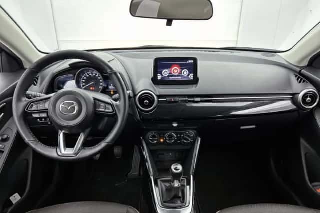 Mazda 2 (2021) thumbnail 5