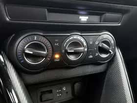 Mazda 2 (2021) thumbnail 9
