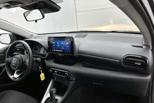 Mazda 2_Hybrid (2025) thumbnail 6