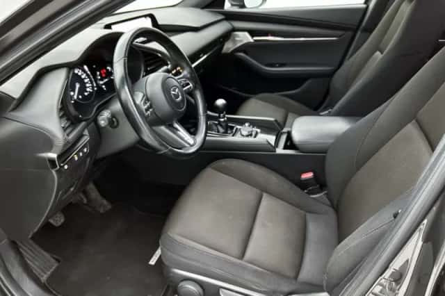 Mazda 3 (2020) thumbnail 15