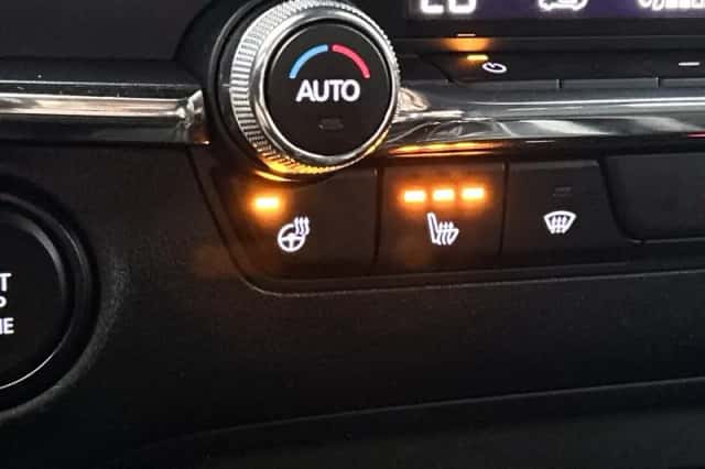 Mazda 3 (2020) thumbnail 22