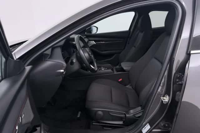 Mazda 3 (2022) thumbnail 21