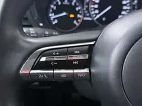 Mazda 3 (2022) thumbnail 9