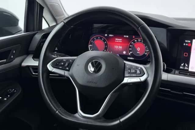 Volkswagen Golf (2020) thumbnail 6