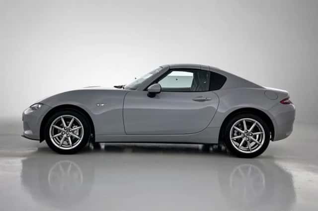 Mazda MX-5 (2025) thumbnail 3