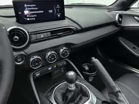 Mazda MX-5 (2025) thumbnail 5