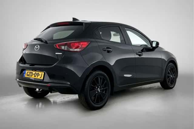Mazda 2 (2024) thumbnail 2