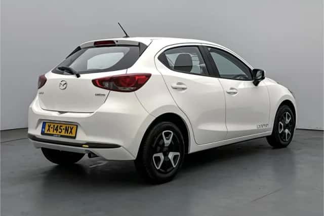 Mazda 2 (2023) thumbnail 3
