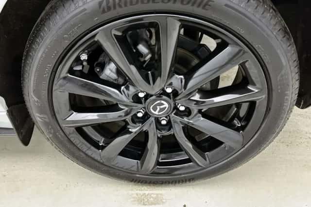 Mazda 3 (2024) thumbnail 23