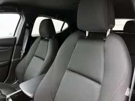 Mazda 3 (2024) thumbnail 28