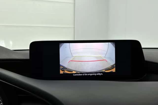 Mazda 3 (2024) thumbnail 8