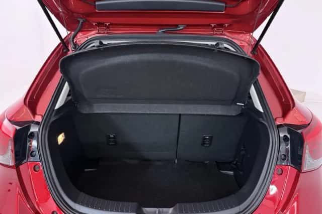 Mazda 2 (2019) thumbnail 4