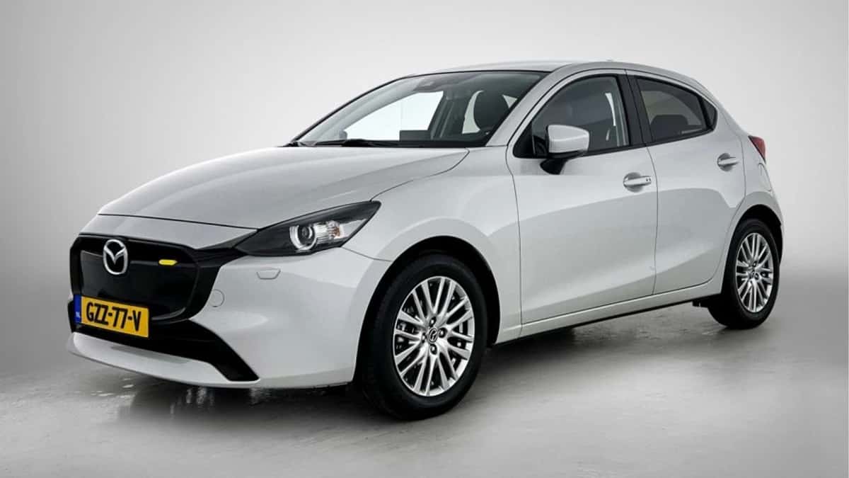 Mazda 2 (2025) — foto 1