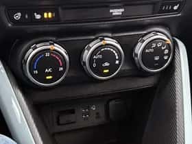 Mazda 2 (2025) thumbnail 9