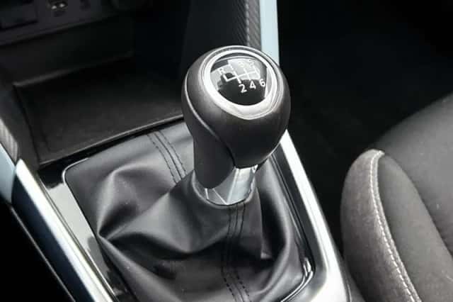 Mazda 2 (2025) thumbnail 10