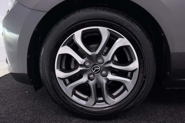 Mazda 2 (2018) thumbnail 6