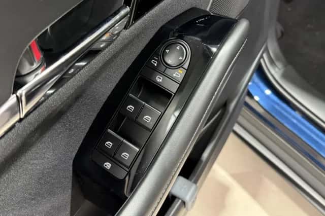 Mazda CX-30 (2025) thumbnail 17