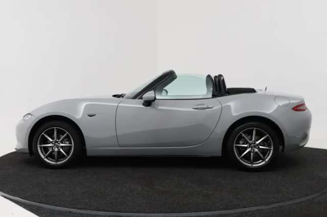 Mazda MX-5 (2025) thumbnail 3