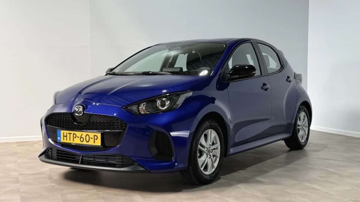 Mazda 2_Hybrid (2025) — foto 1