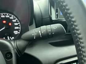 Mazda 2_Hybrid (2024) thumbnail 14
