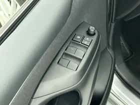 Mazda 2_Hybrid (2024) thumbnail 25
