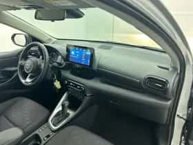 Mazda 2_Hybrid (2024) thumbnail 6