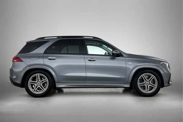 Mercedes-Benz GLE (2025) thumbnail 13