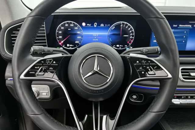Mercedes-Benz GLE (2025) thumbnail 19