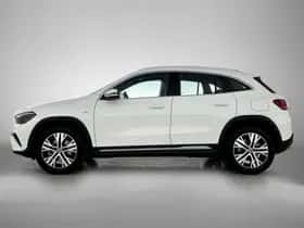 Mercedes-Benz GLA (2025) thumbnail 3