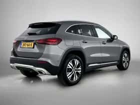 Mercedes-Benz GLA (2024) thumbnail 2